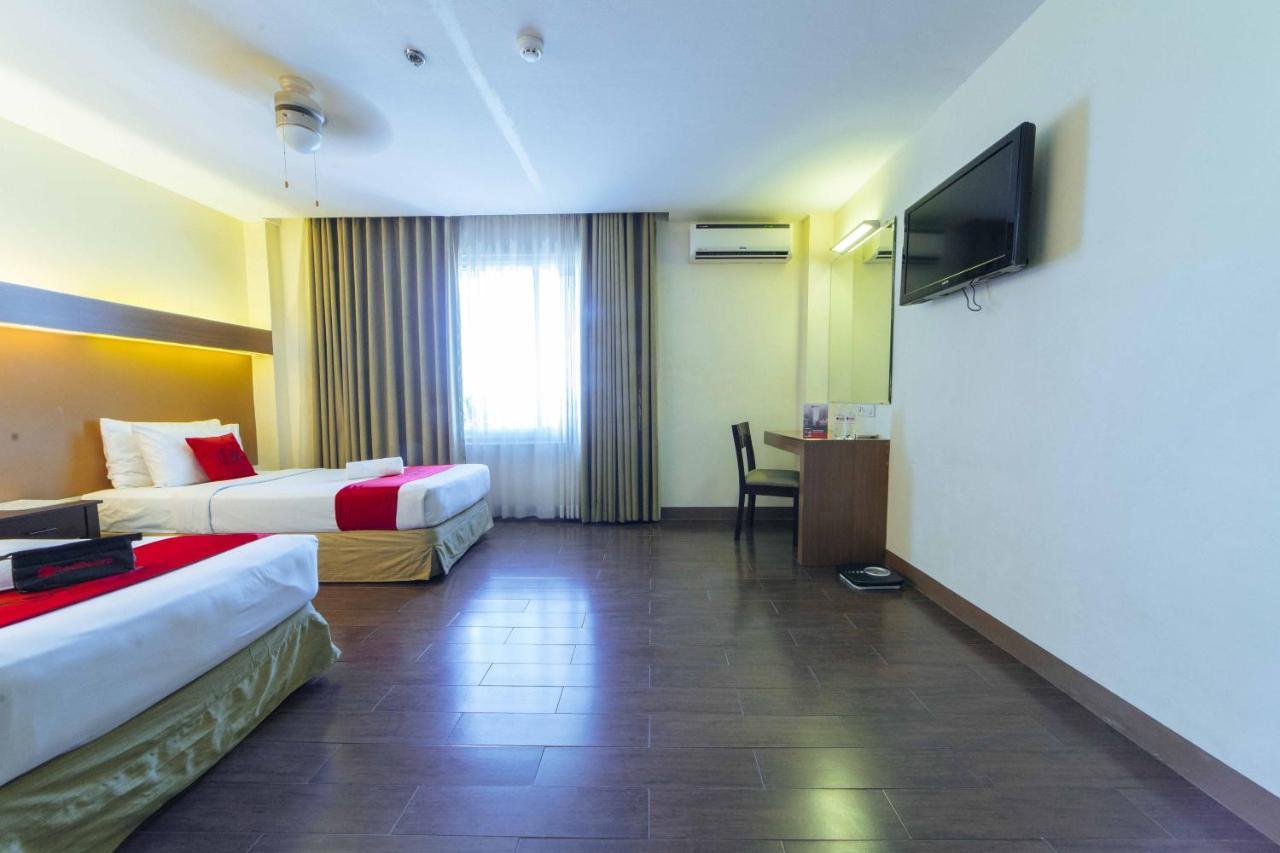 Hotel Reddoorz Premium @ The Ritz Garden Oases Davao City Exteriér fotografie