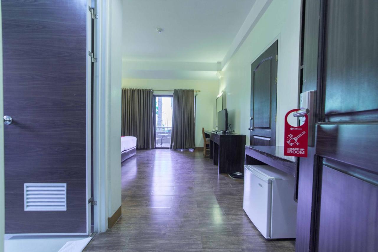 Hotel Reddoorz Premium @ The Ritz Garden Oases Davao City Exteriér fotografie