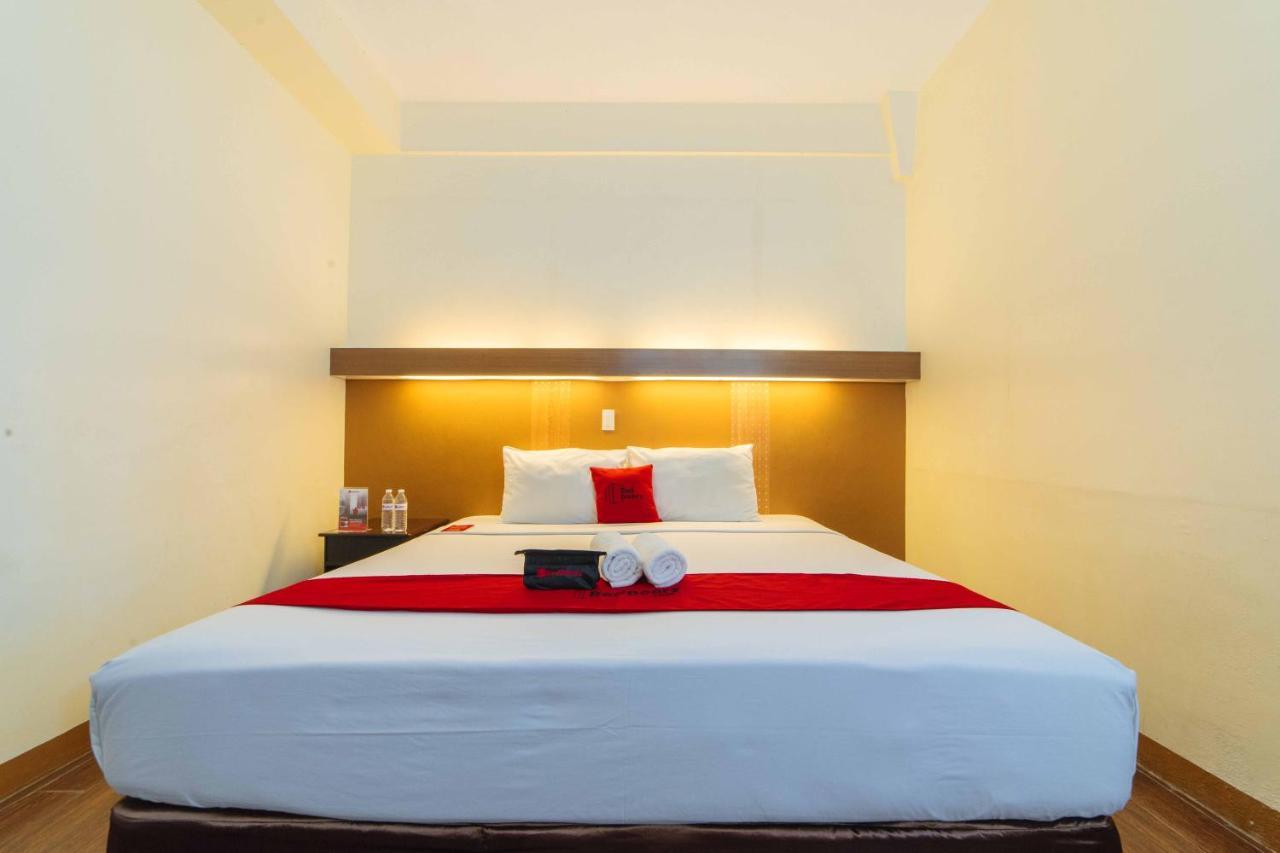 Hotel Reddoorz Premium @ The Ritz Garden Oases Davao City Exteriér fotografie