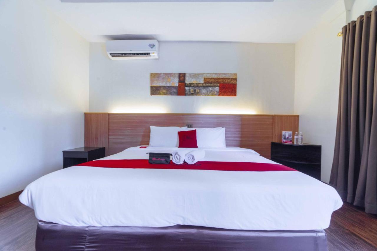 Hotel Reddoorz Premium @ The Ritz Garden Oases Davao City Exteriér fotografie