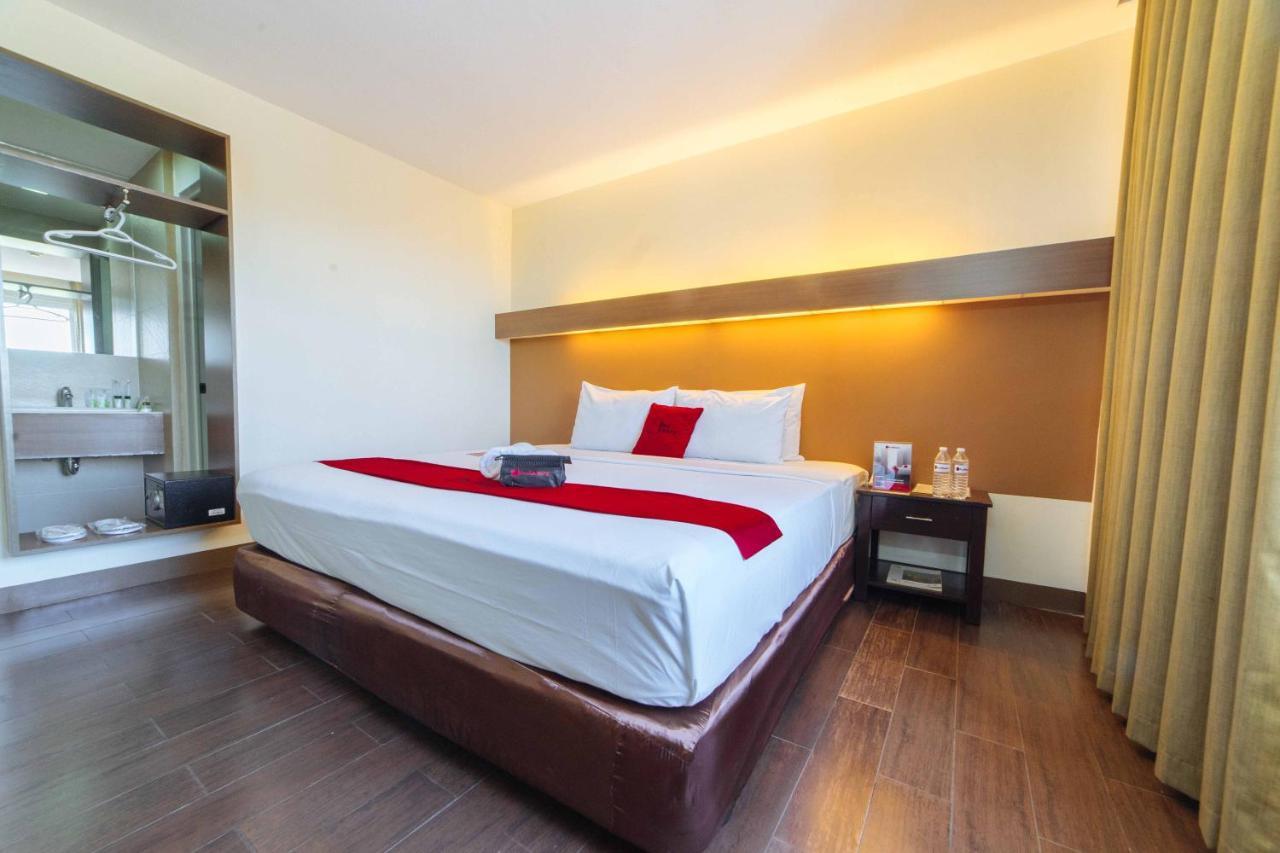 Hotel Reddoorz Premium @ The Ritz Garden Oases Davao City Exteriér fotografie