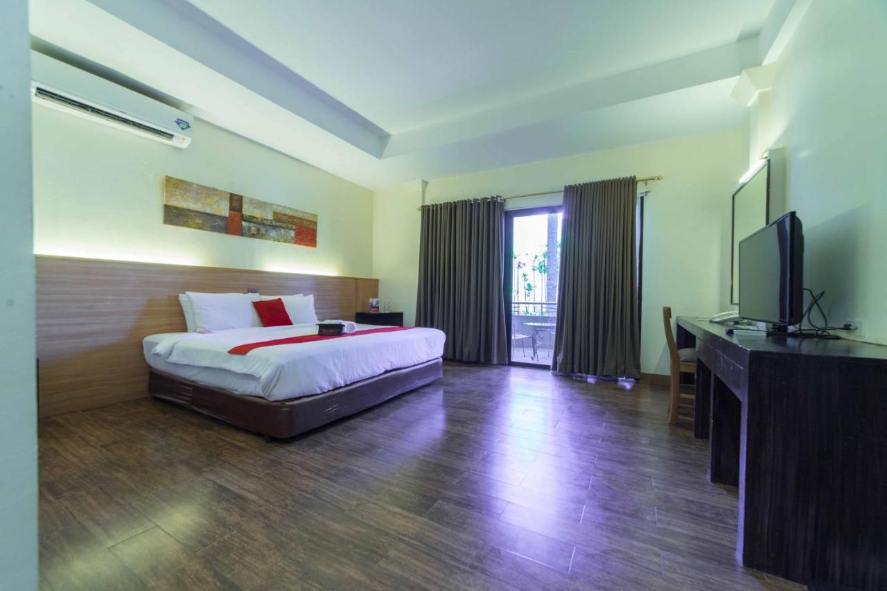 Hotel Reddoorz Premium @ The Ritz Garden Oases Davao City Exteriér fotografie