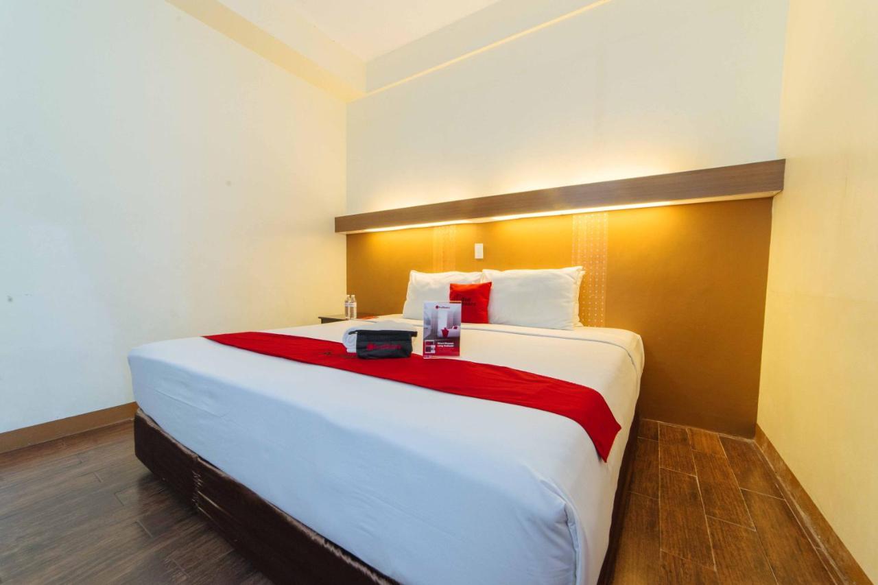 Hotel Reddoorz Premium @ The Ritz Garden Oases Davao City Exteriér fotografie